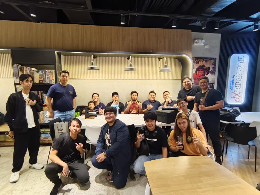 Best Office Board Games to Bond with Your Co-Workers at Lunch