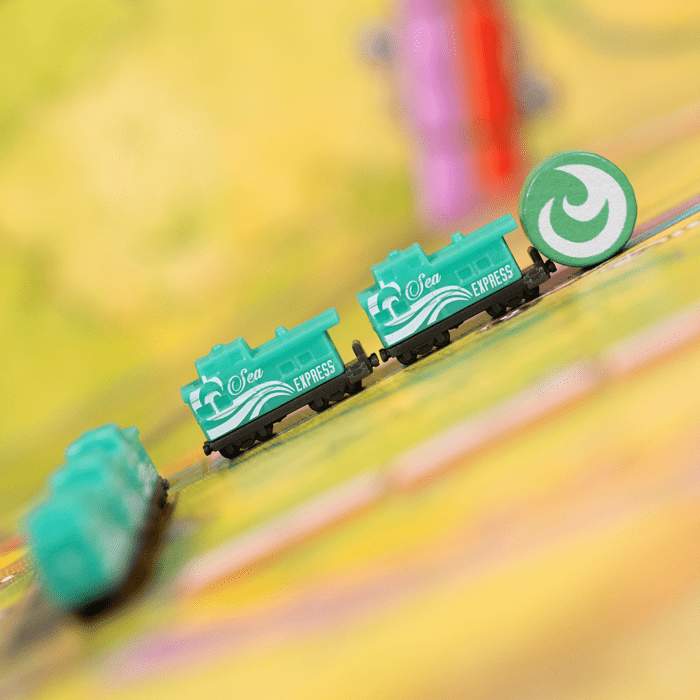 Ticket To Ride: 20th Anniversary - Deluxe Train Set - Gaming Library